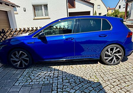 VW Golf Volkswagen VIII 1.5 TSI OPF 110kW Blackstyle R-Line 18