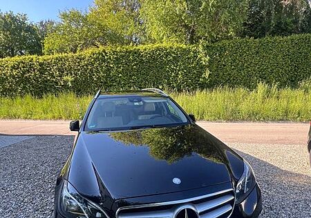 Mercedes-Benz E 250 CDI 4MATIC T AVANTGARDE Autom. AVANTGARDE