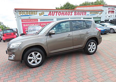 Toyota RAV 4 Life 4x4 AHK Klima 1. Hand TÜV/AU NEU