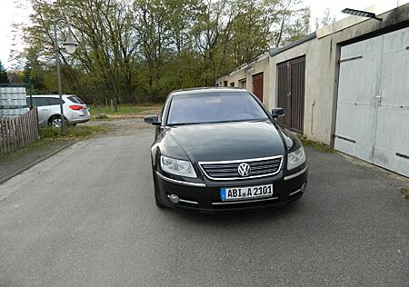 VW Phaeton Volkswagen 3.0 V6 TDI 4MOTION Tiptronic 5-Sitzer -