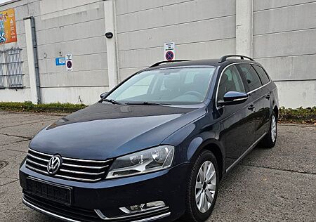 VW Passat Variant Volkswagen Passat Comfortline*TÜV NEU*AUTOMATIK*VOLL S-HEFT