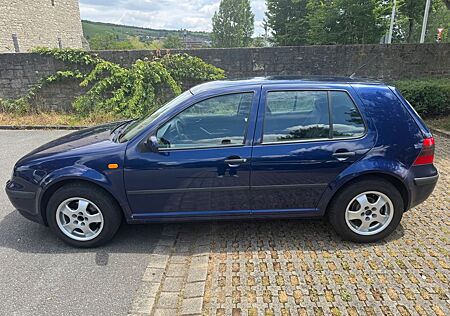 VW Golf Volkswagen IV 2.0 (85 kW / 115 PS) TÜV NEU 07/27