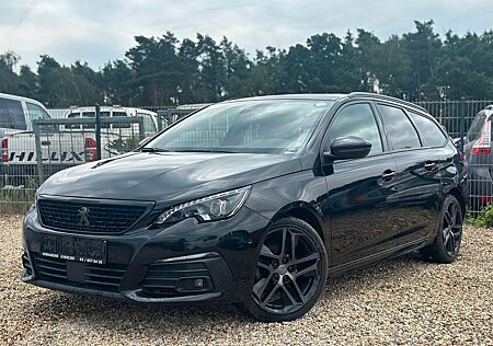 Peugeot 308 130 GT Pack/SzHg/Camera/alcentara/Xenon/Pano