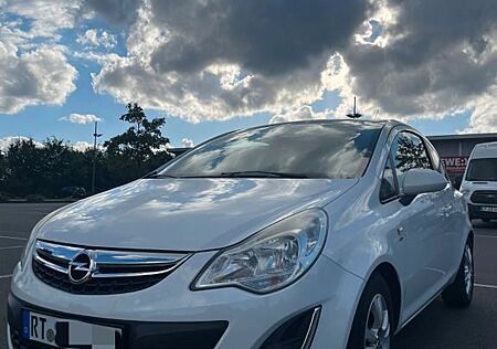 Opel Corsa 1.4 ecoFLEX Satellite NAVI-CARPLAY