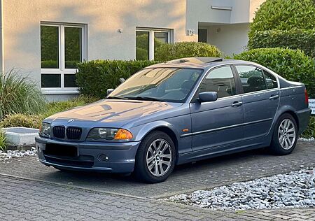 BMW 320i - Sportpaket