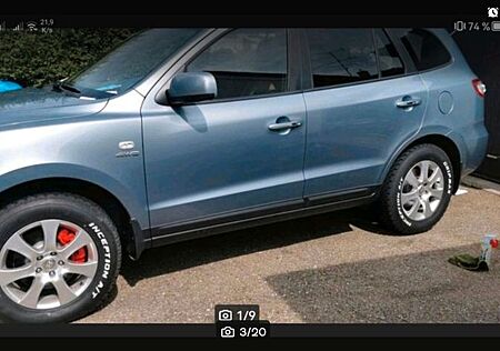 Hyundai Grand Santa Fe