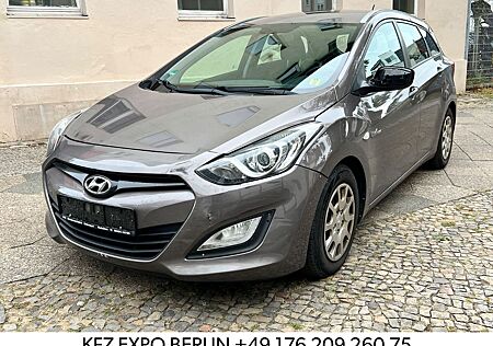 Hyundai i30 CW 1.6 CRDi Blue Drive Klima tüv 04/2025