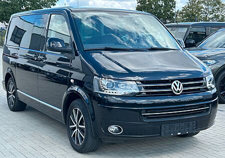 VW T5 Multivan Volkswagen T5 Highline 4Motion/AHK/Standheizung/Navi