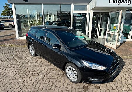 Ford Focus Turnier Business PDC, Navi