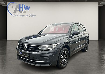 VW Tiguan Volkswagen 2,0 TDI SCR DSG ActiveIQ.Light