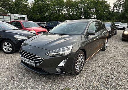 Ford Focus Turnier Titanium *Panorama* AHK