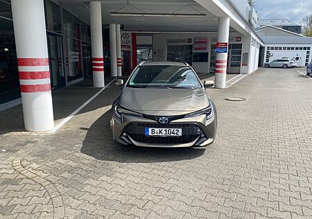 Toyota Corolla 1,8 Hybrid Comfort Touring Sports Co...