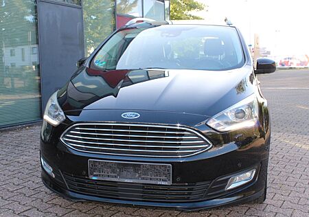 Ford Grand C-Max 2.0 TDCI* Titanium* NAVI*PDC*AHK*SHZ