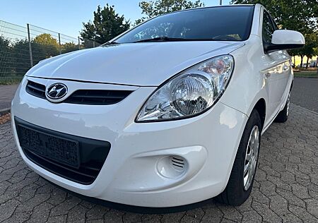 Hyundai i20 1.2 Classic UEFA EURO 2012 Edition