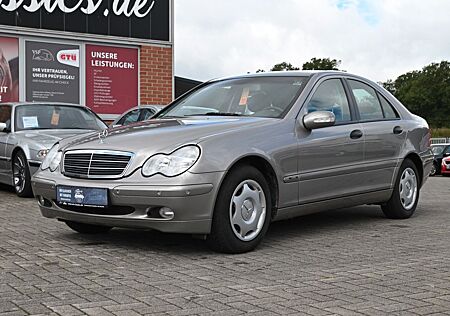 Mercedes-Benz C 180 Kompressor W203 *2.HD*SCHECKHEFT*GARANTIE*