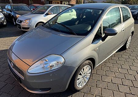Fiat Grande Punto 1.4 8V Dynamic KLIMA/PDC/ALU/ALLWET