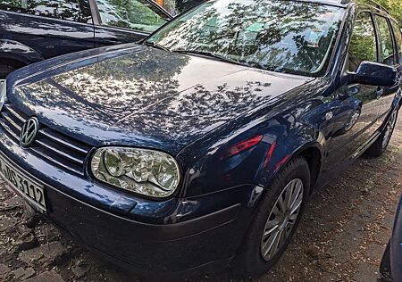 VW Golf Volkswagen IV 1.6 Edition Variant STHZ/Climatronic