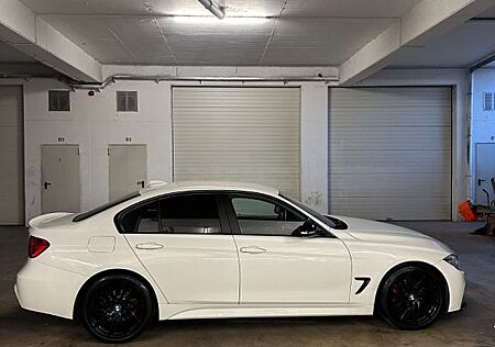 BMW 328i -