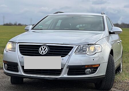 VW Passat Variant Volkswagen 2.0 TDI DPF DSG Comfortline V...