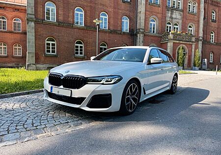 BMW 530i Tour., M Sportp.,Drive Asist.,HeadUp
