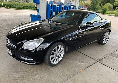Mercedes-Benz SLK 200 -