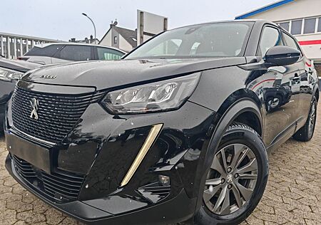 Peugeot 2008 PureTech 130 EAT8 LED NAVI TOP #94188