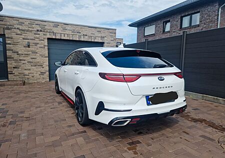 Kia Pro_ceed pro_cee'd / noch 2 Jahre Herrsteller-Garantie