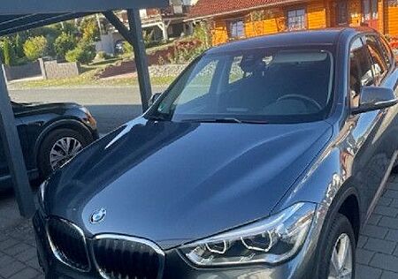 BMW X1 sDrive18i Advantage Advantage