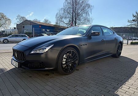 Maserati Quattroporte 3.8 V8 GTS GranLusso Automatik ...