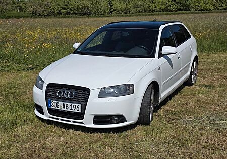 Audi A3 2.0 TDI 125kW quattro S line Sport. Sportback