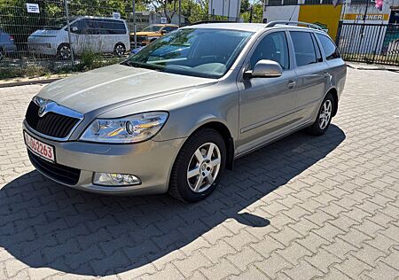 Skoda Octavia Combi 1.8 TSI TÜV 01/26