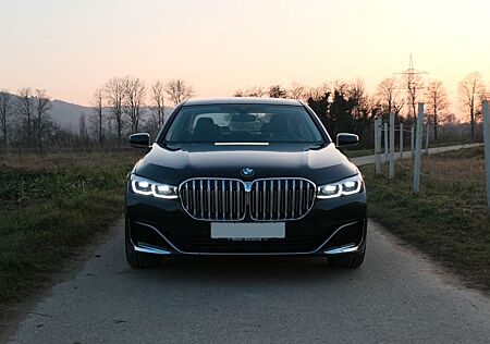 BMW 730d - ohne ALLRAD ohne HINTERRADLENKUNG