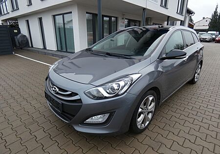 Hyundai i30 cw FIFA World Cup Edition Alu Grau Met.