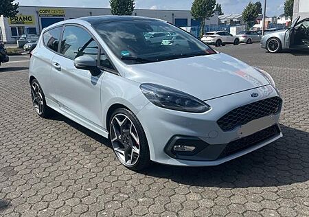 Ford Fiesta 1,5 EcoBoost ST mit Leder-Exklusiv-Pa...