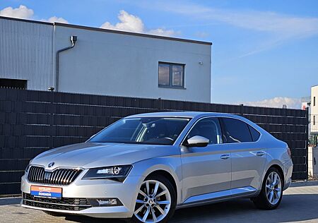 Skoda Superb 1.4 TSI Style Green tec NAV KAM SHZ PDC