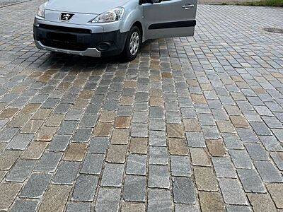Peugeot Partner Tepee Tepee Esplanade 100 VTi 1.6 Es...