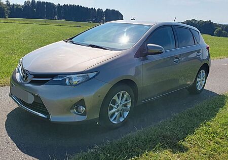 Toyota Auris START Edition 1,6-l-Valvematic START E...