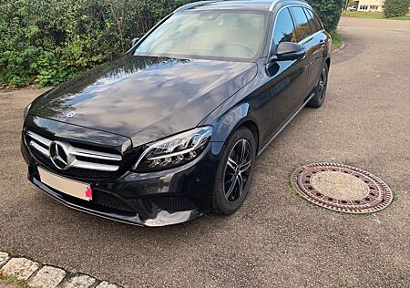 Mercedes-Benz C 180 T Autom. -