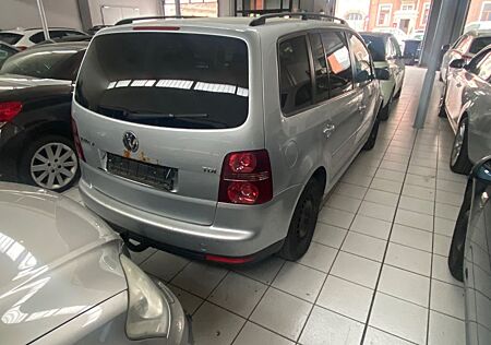 VW Touran Volkswagen Trendline 7 SITZE