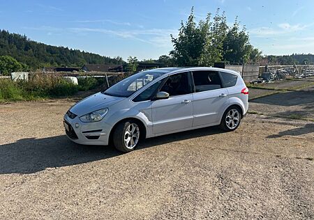 Ford S-Max 2,2 TDCi 147kW DPF Titanium S Autom. AHK