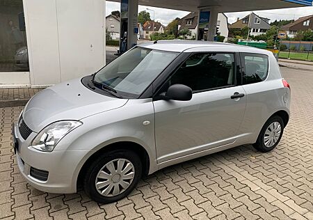 Suzuki Swift 1.3 Club Club