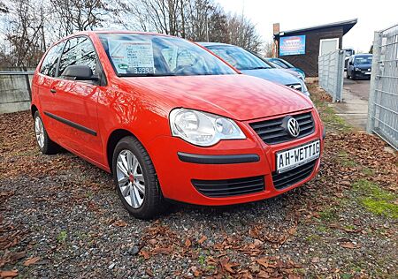 VW Polo Volkswagen IV Trendline / 1.Hand / Klima / Winterräder