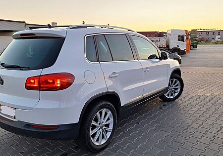 VW Tiguan Volkswagen 1.4 TSI 90kW BlueMot Tech Sport & Sty...