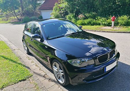 BMW 118i - 6-Gang - M-Felgen 18" -