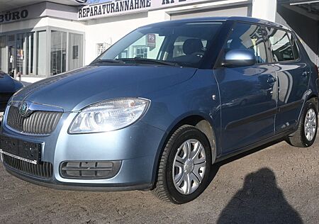 Skoda Fabia Ambiente*Klima*Scheckheft*Zahnriemen neu