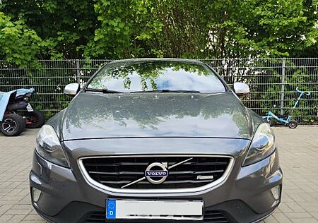 Volvo V40 D2 R-Design R-Design