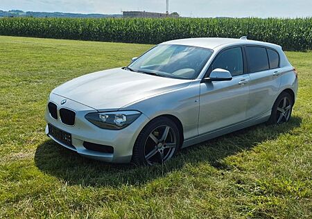 BMW 114i -