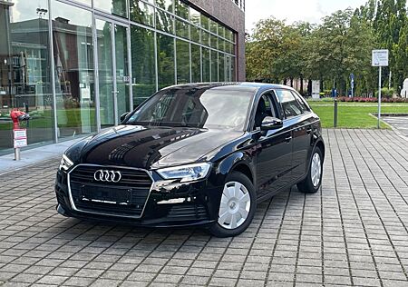 Audi A3 Sportback 35 TFSI 1HAND/SHZ/NAVI/CARPLAY/