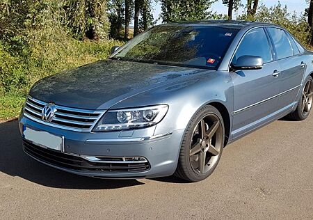 VW Phaeton Volkswagen 3.0 V6 TDI 4MOTION Tiptronic 5-Sitzer -