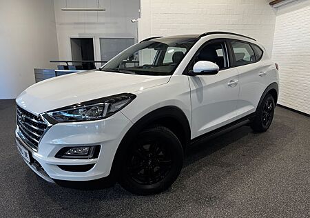 Hyundai Tucson Trend PANO NAVI+CAM KLIMAAUTO WINTERRÄDER